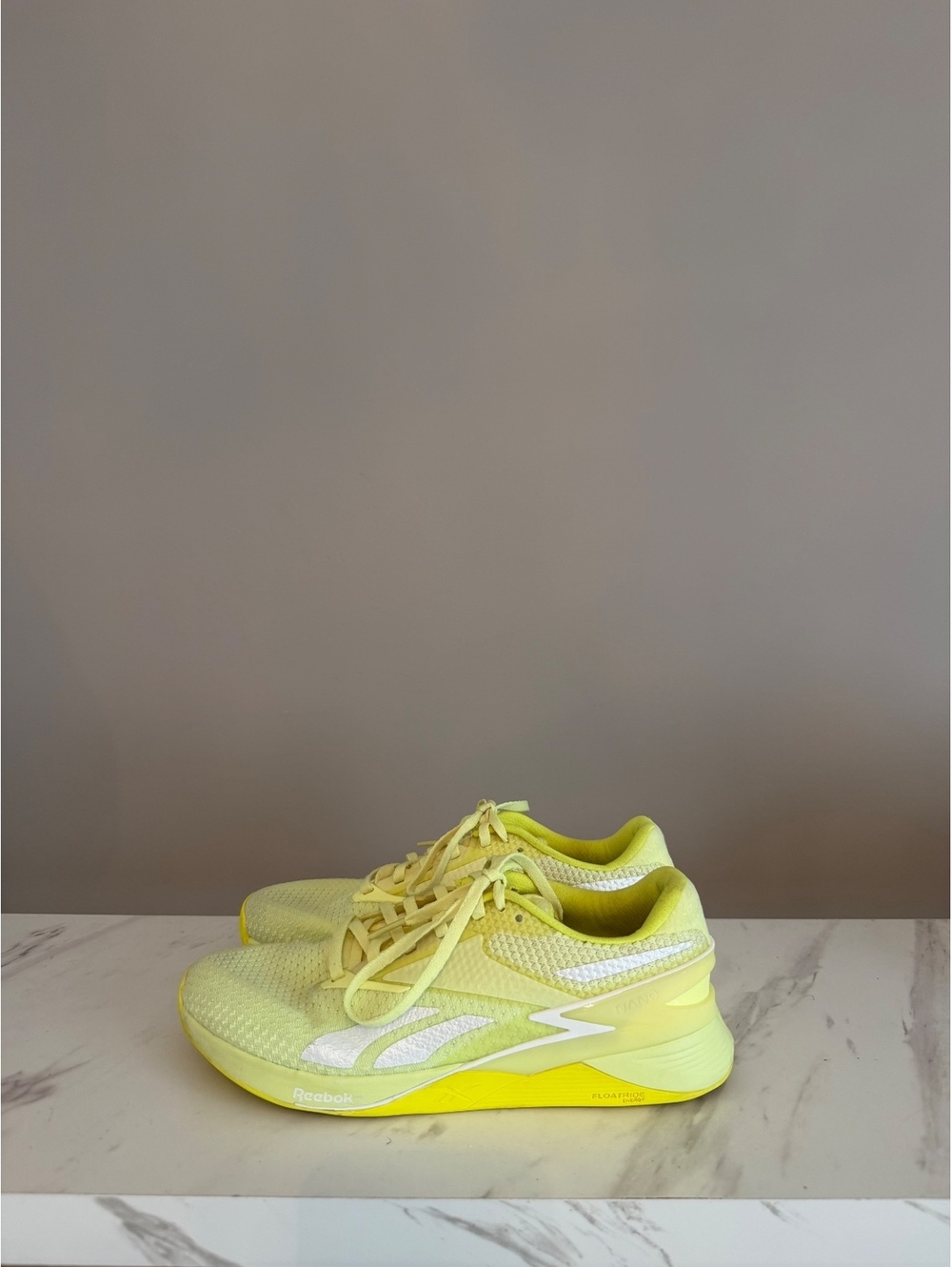 Reebok Nano X3 Women's Training Shoes Size 8 - Acid Yellow / Energy Glow